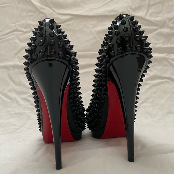 New In Box Christian Louboutin Black Patent Leather Stud High Heels - Picture 12 of 14